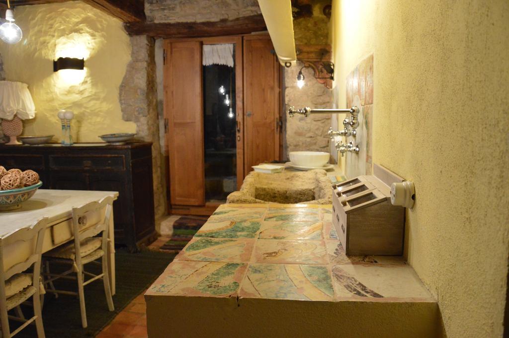 Отель Casa Antica Кастильоне-д'Орчия Экстерьер фото